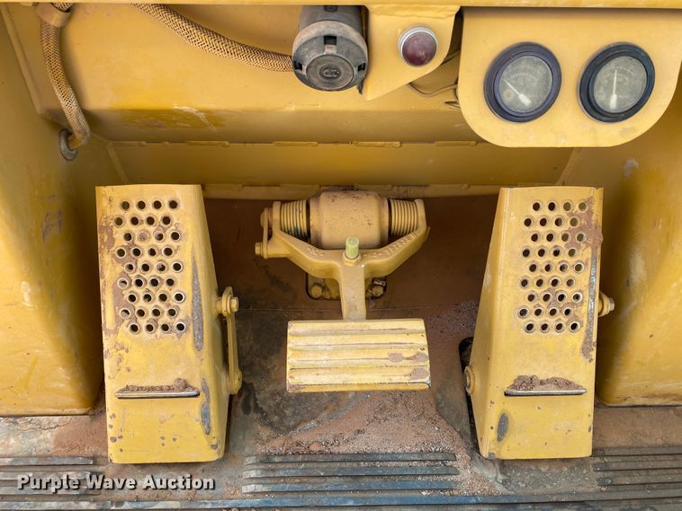 image for item HB9030 1991 Caterpillar 953  track loader