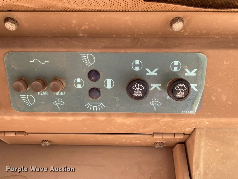 image for item HB9030 1991 Caterpillar 953  track loader