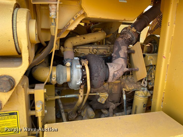 image for item HB9030 1991 Caterpillar 953  track loader