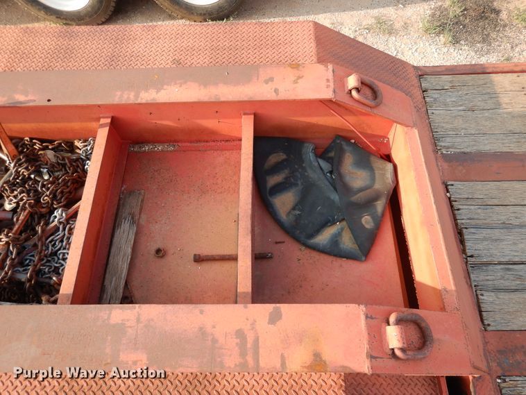 image for item HB9032 1981 Vulcan equipment trailer