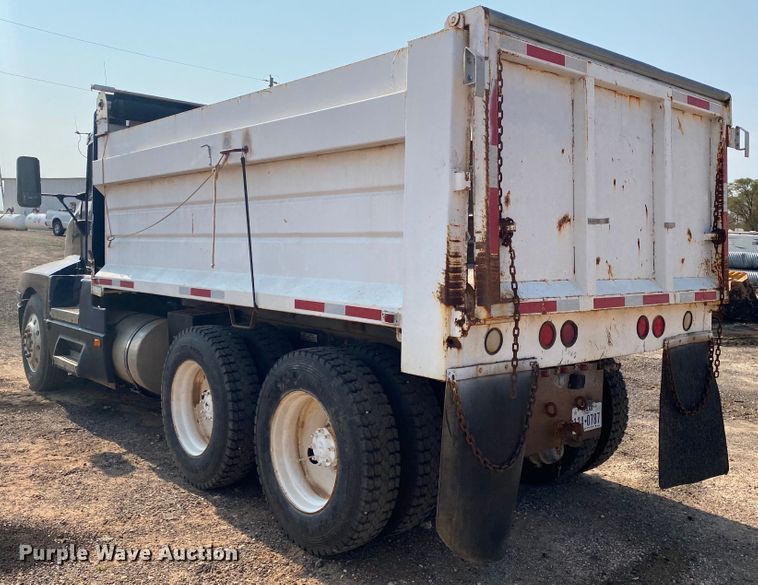 image for item HB9033 1990 Kenworth T660  dump truck