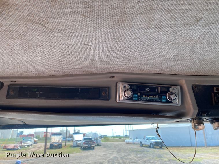 image for item HB9033 1990 Kenworth T660  dump truck