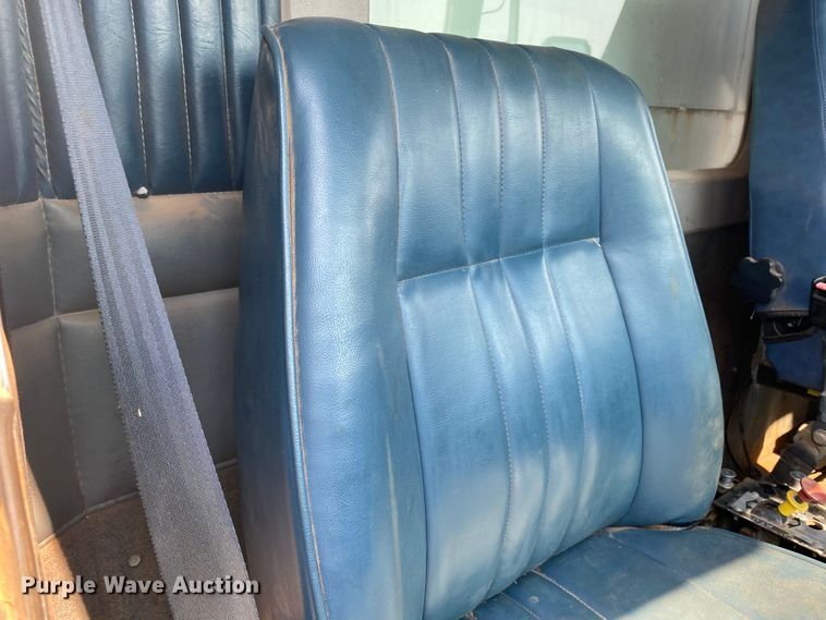 image for item HB9033 1990 Kenworth T660  dump truck