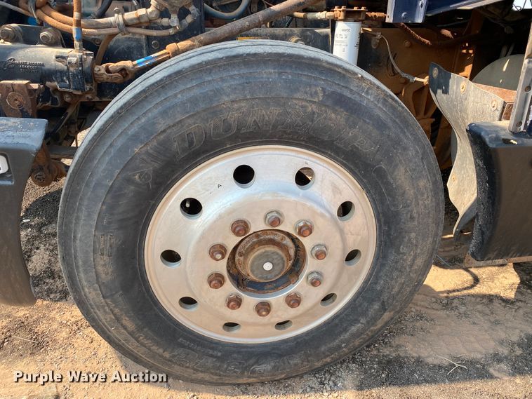 image for item HB9033 1990 Kenworth T660  dump truck