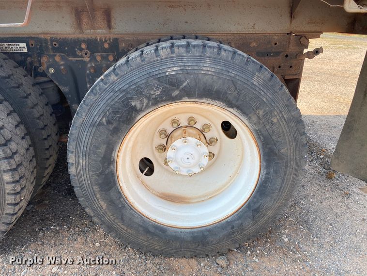 image for item HB9033 1990 Kenworth T660  dump truck