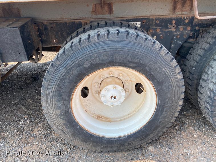 image for item HB9033 1990 Kenworth T660  dump truck