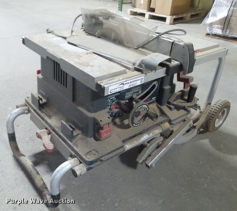 Bosch 4000 table saw in Des Moines, IA Item HF9521 sold Purple Wave