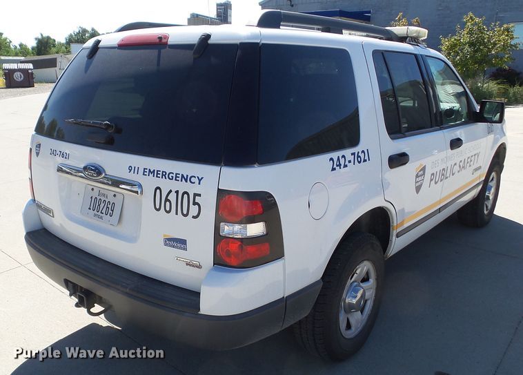 image for item HF9522 2006 Ford Explorer XLS  SUV