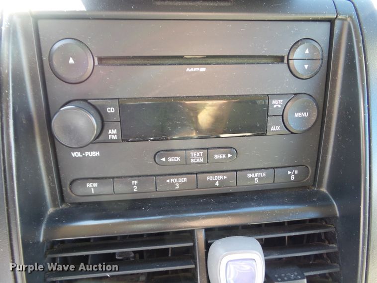 image for item HF9522 2006 Ford Explorer XLS  SUV