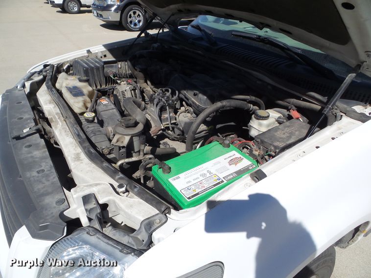 image for item HF9522 2006 Ford Explorer XLS  SUV