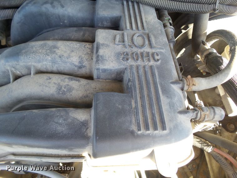 image for item HF9522 2006 Ford Explorer XLS  SUV