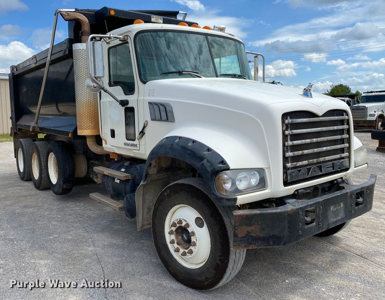 image for item HG9137 2009 Mack Granite GU713  dump truck
