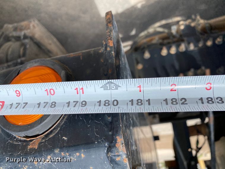 image for item HG9137 2009 Mack Granite GU713  dump truck