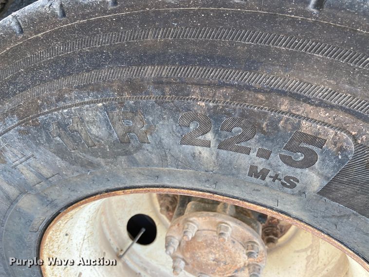 image for item HG9137 2009 Mack Granite GU713  dump truck