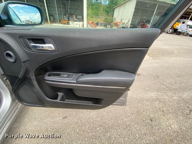 image for item HG9223 2011 Dodge Charger Police