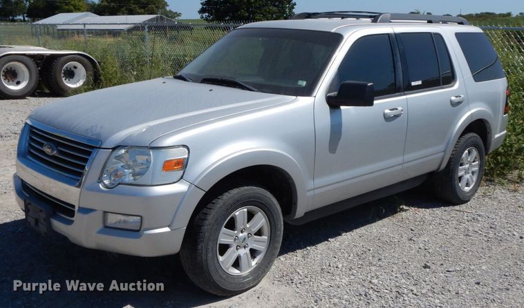 image for item HJ9577 2010 Ford Explorer XLT  SUV