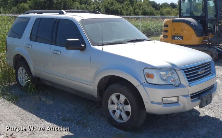 image for item HJ9577 2010 Ford Explorer XLT  SUV