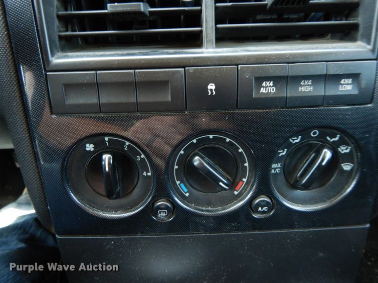 image for item HJ9577 2010 Ford Explorer XLT  SUV