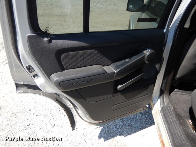 image for item HJ9577 2010 Ford Explorer XLT  SUV