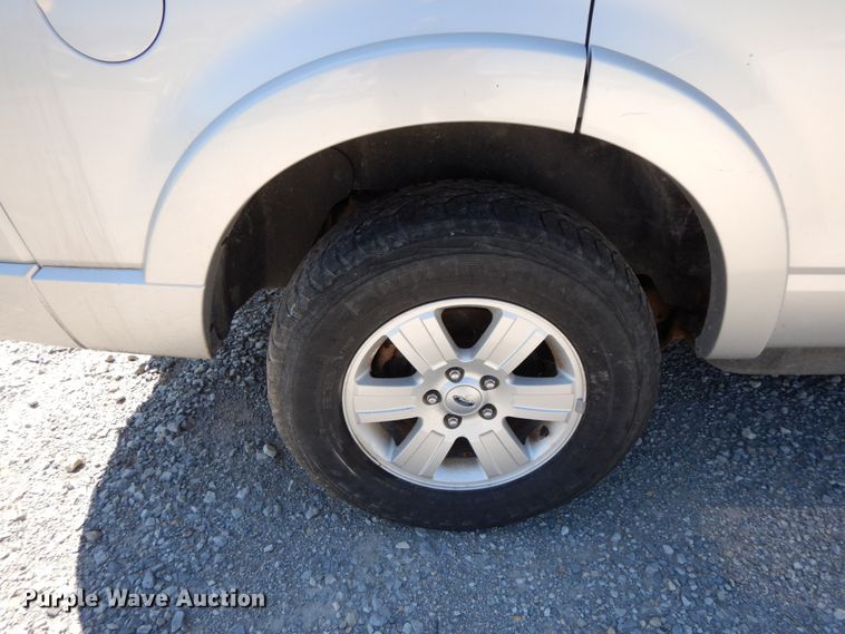 image for item HJ9577 2010 Ford Explorer XLT  SUV