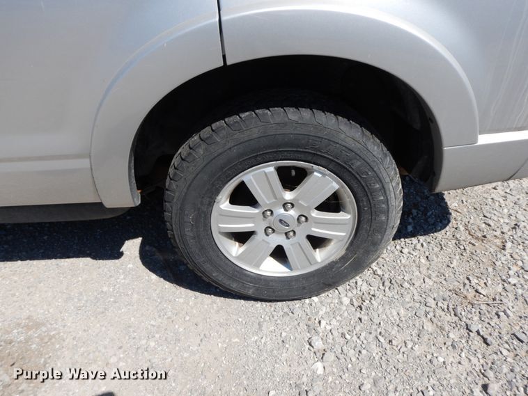 image for item HJ9577 2010 Ford Explorer XLT  SUV