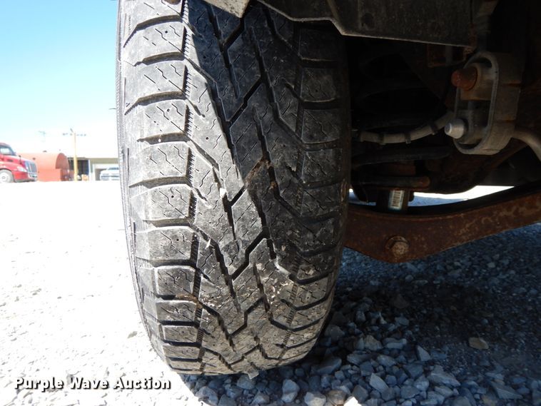 image for item HJ9577 2010 Ford Explorer XLT  SUV