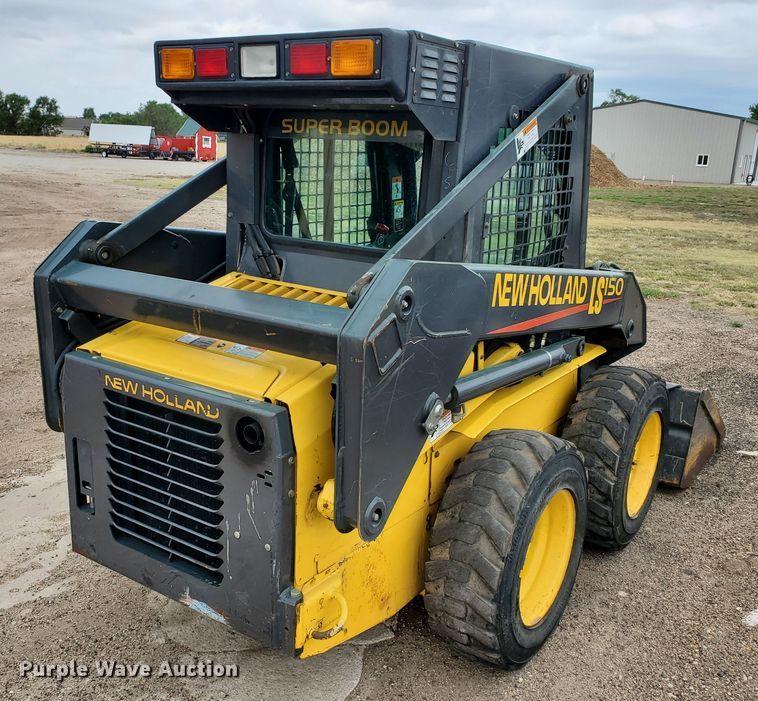 image for item HK9179 2003 New Holland LS150  skid steer loader