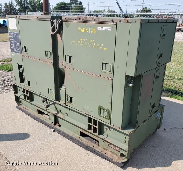 image for item HK9238 1973 Military Design 70-900 generator