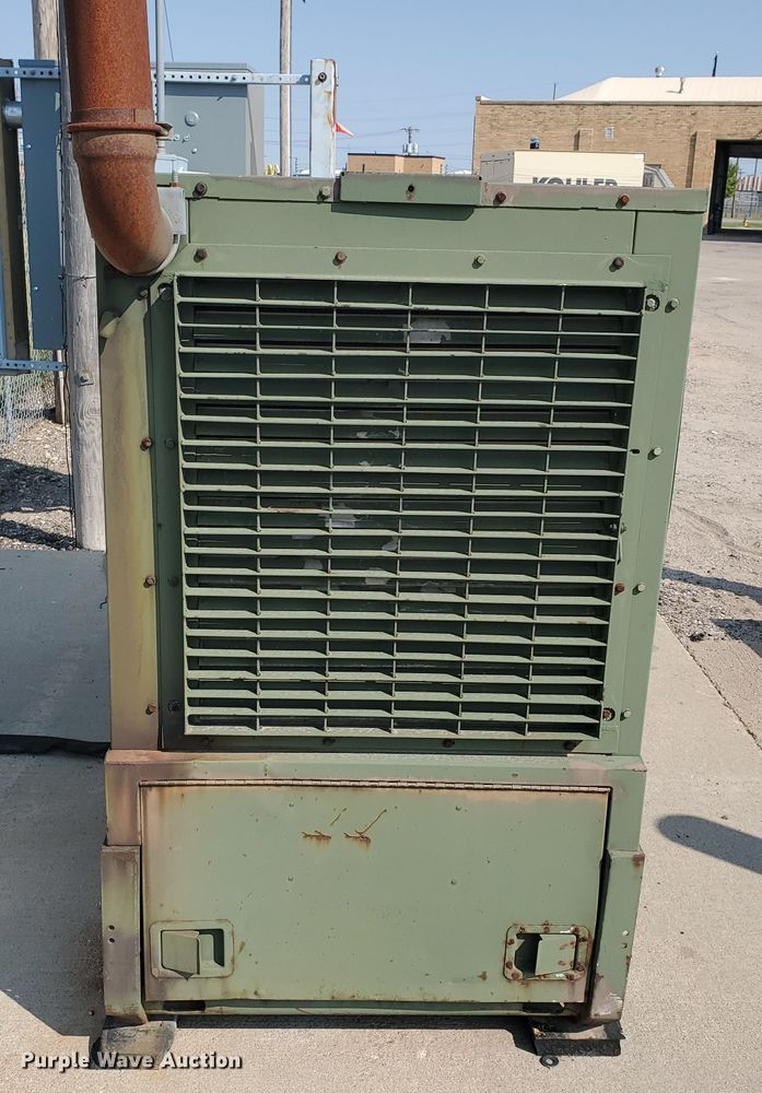 image for item HK9238 1973 Military Design 70-900 generator