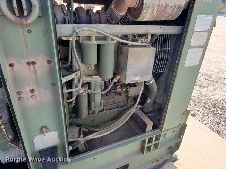 image for item HK9238 1973 Military Design 70-900 generator