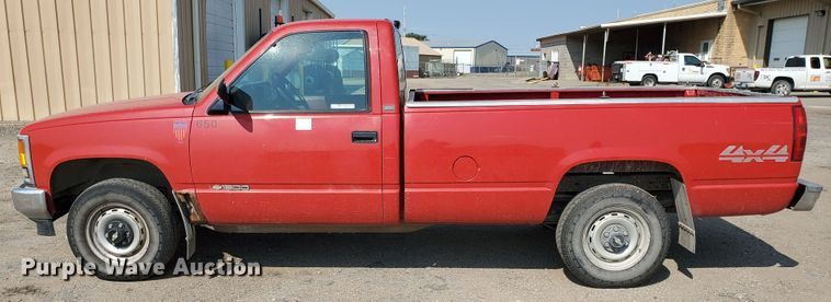 image for item HK9239 1994 Chevrolet Cheyenne 1500  pickup truck