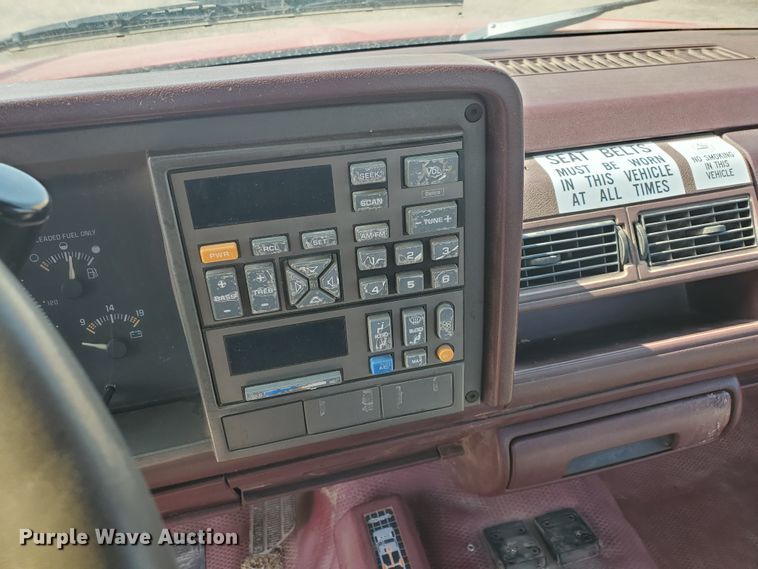 image for item HK9239 1994 Chevrolet Cheyenne 1500  pickup truck