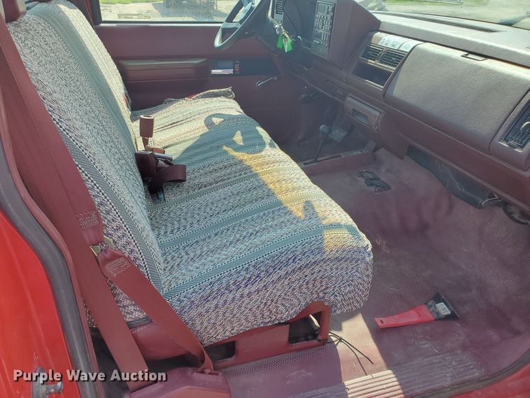 image for item HK9239 1994 Chevrolet Cheyenne 1500  pickup truck