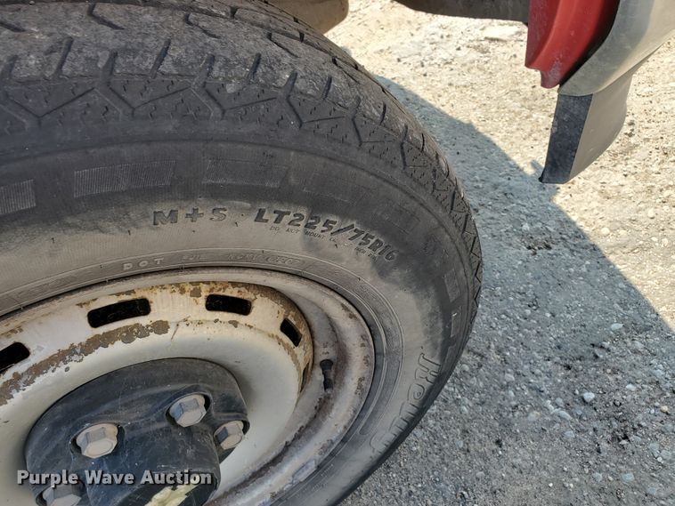 image for item HK9239 1994 Chevrolet Cheyenne 1500  pickup truck