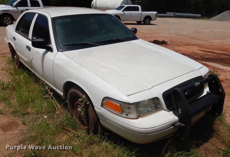 image for item HO9009 2011 Ford Crown Victoria Police Interceptor
