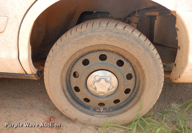 image for item HO9009 2011 Ford Crown Victoria Police Interceptor