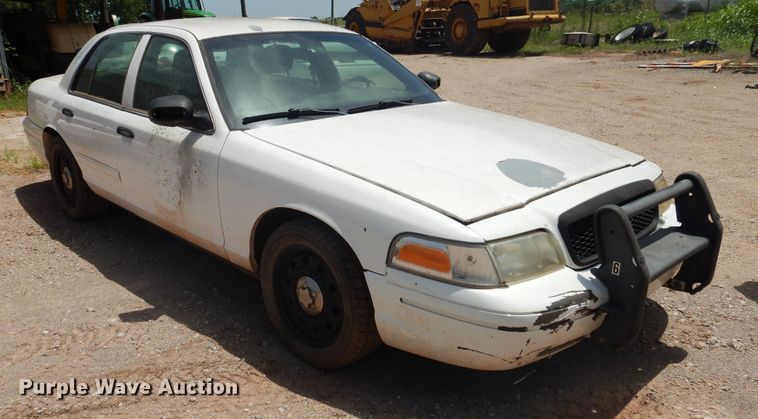 image for item HO9010 2006 Ford Crown Victoria Police Interceptor