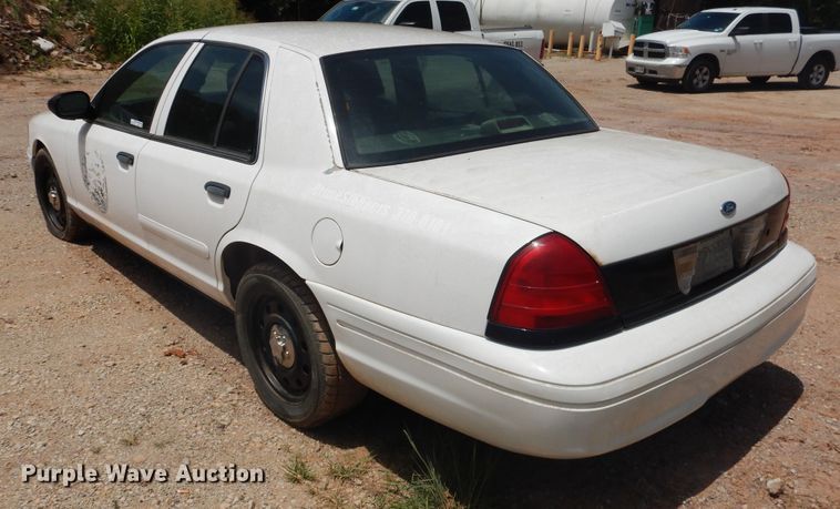 image for item HO9010 2006 Ford Crown Victoria Police Interceptor