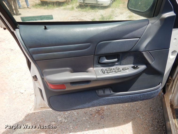 image for item HO9011 2000 Ford Crown Victoria Police Interceptor