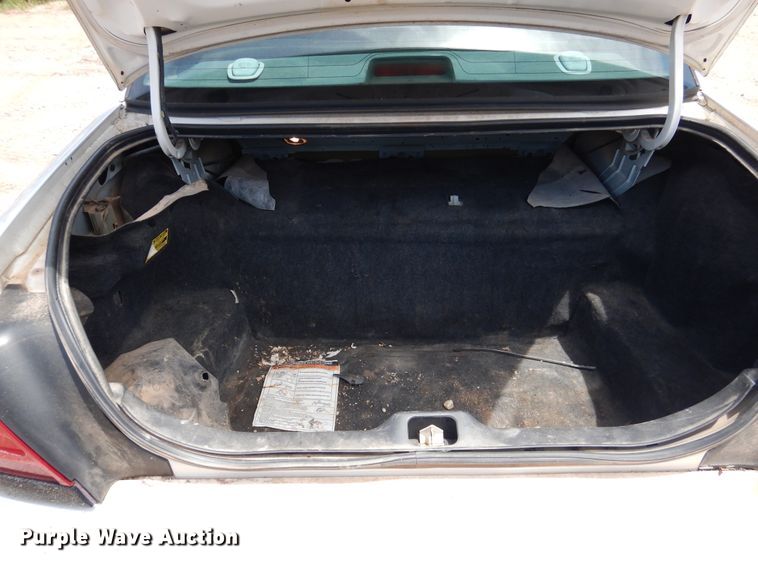 image for item HO9011 2000 Ford Crown Victoria Police Interceptor