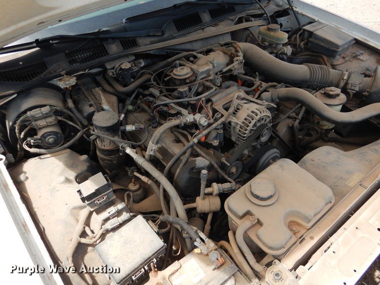 image for item HO9011 2000 Ford Crown Victoria Police Interceptor