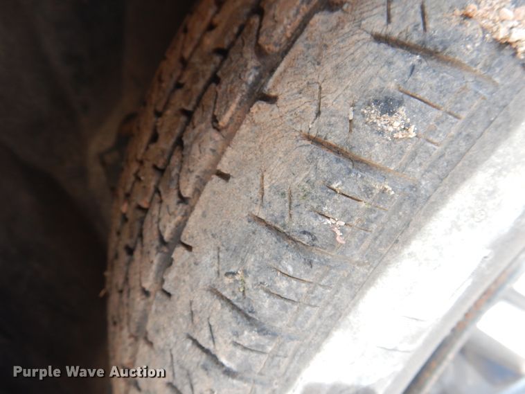 image for item HO9011 2000 Ford Crown Victoria Police Interceptor