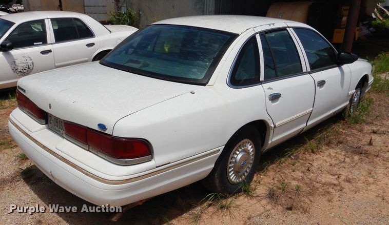 image for item HO9012 1996 Ford Crown Victoria Police Interceptor