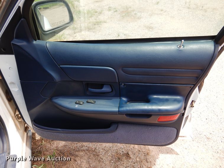 image for item HO9012 1996 Ford Crown Victoria Police Interceptor