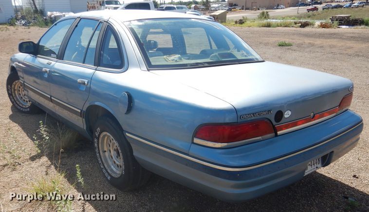 image for item HO9862 1993 Ford Crown Victoria
