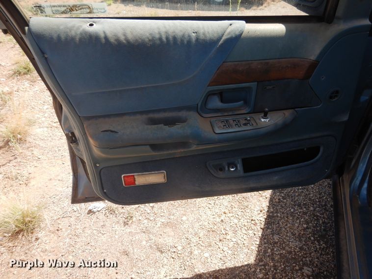 image for item HO9862 1993 Ford Crown Victoria