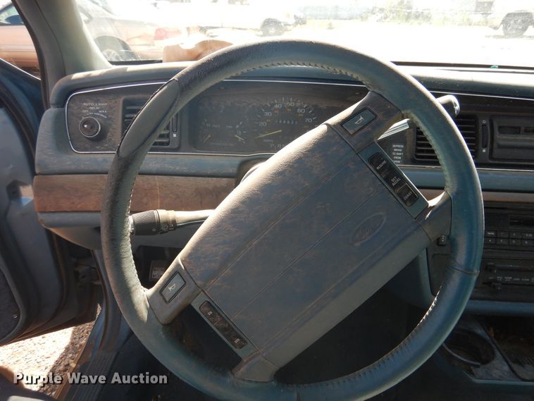 image for item HO9862 1993 Ford Crown Victoria