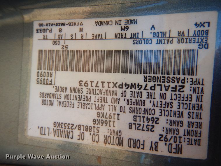 image for item HO9862 1993 Ford Crown Victoria