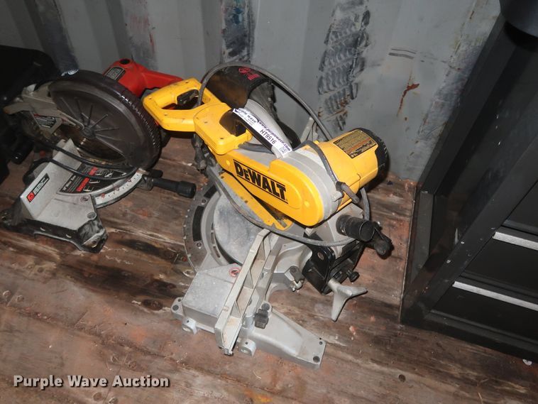 image for item HT9516 (20) electric saws and sanders