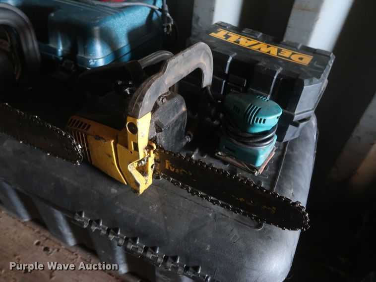 image for item HT9516 (20) electric saws and sanders